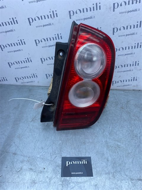 Pomili Fanaleria Nissan Micra K12E fanale posteriore S002 11/02-05/06