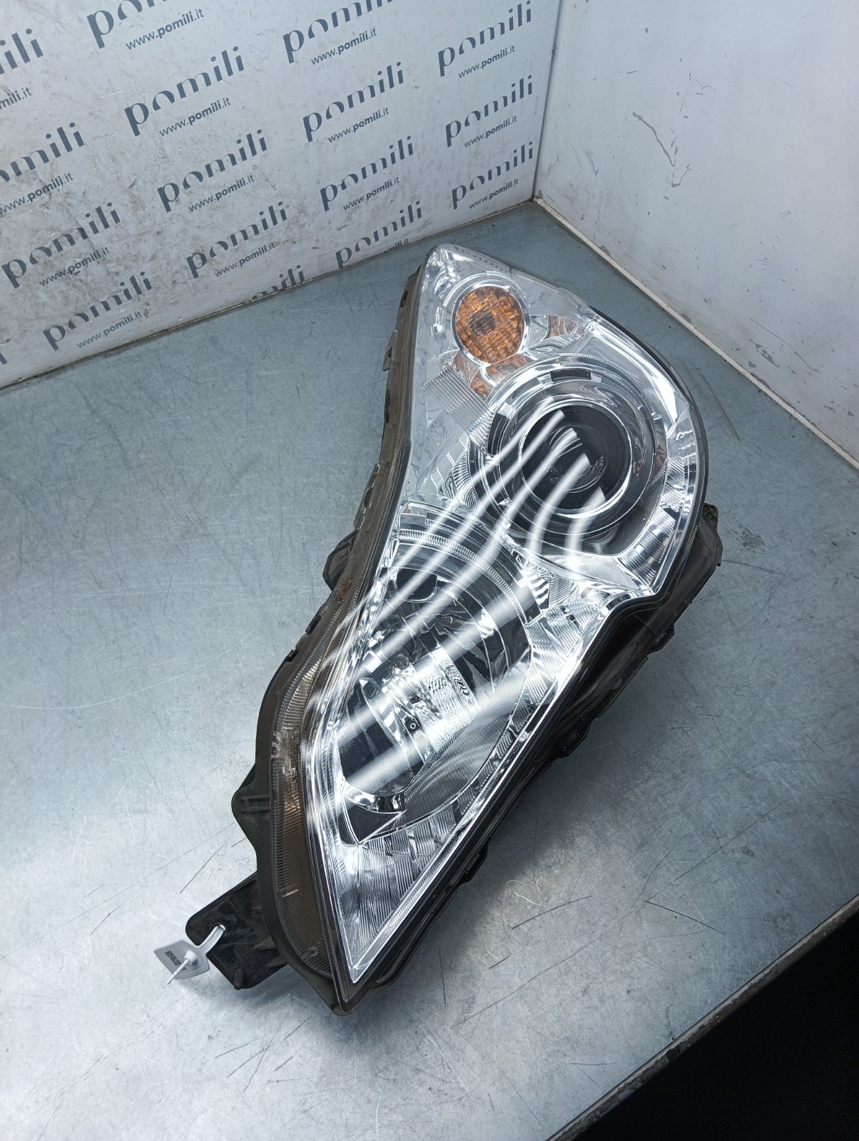 Pomili Fanaleria Faro anteriore sinistro Subaru Outback Legacy 100-20061 usato