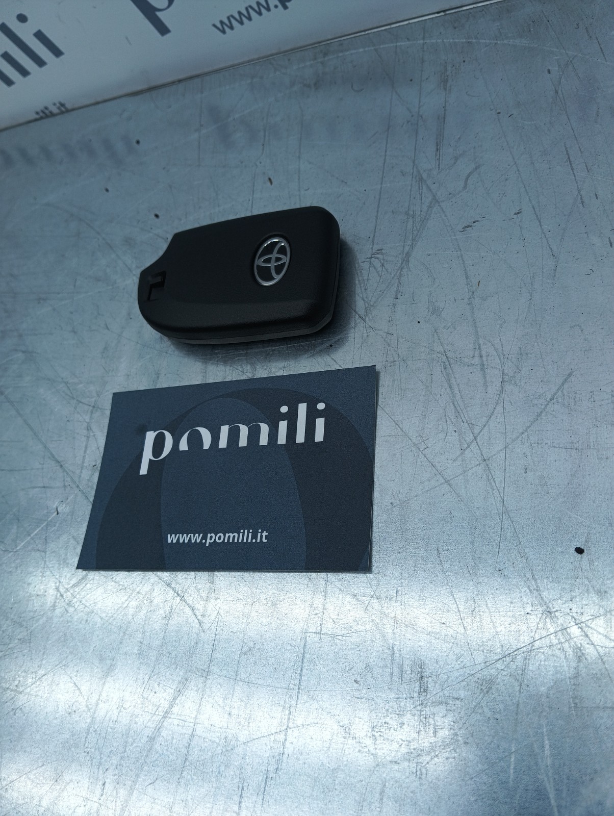 Pomili Dispositivi di sicurezza TOYOTA AYGO CHIAVE ELETTRONICA OEM 89904-0H010 usata
