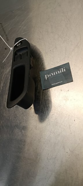 Pomili Rivestimenti interni e parti interne alzacristalli Opel Agila H00 04/00-09/04