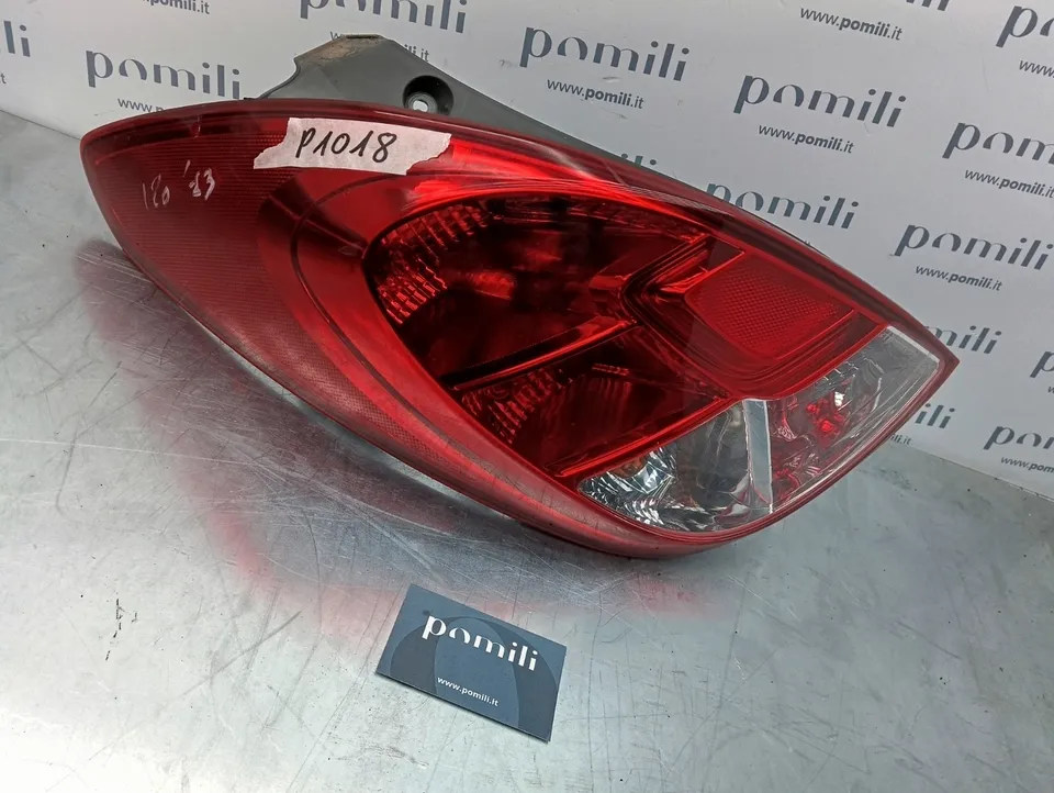 Pomili Fanaleria Hyundai i20 92401-4P500 fanale posteriore sinistro usato