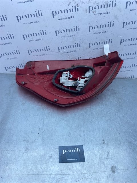 Pomili Fanaleria Ford Fiesta CB1 fanale posteriore destro