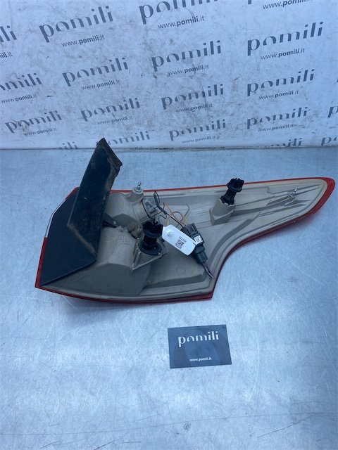 Pomili Fanaleria Ford Focus CB8 fanale posteriore sinistro