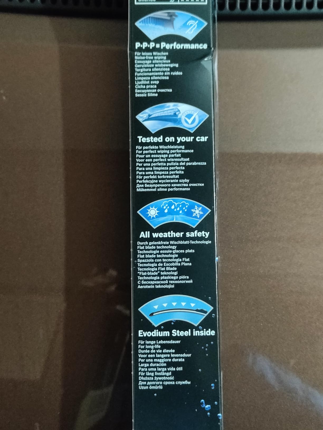 Bosch Spazzole tergicristallo AR552S anteriori 550/400 mm