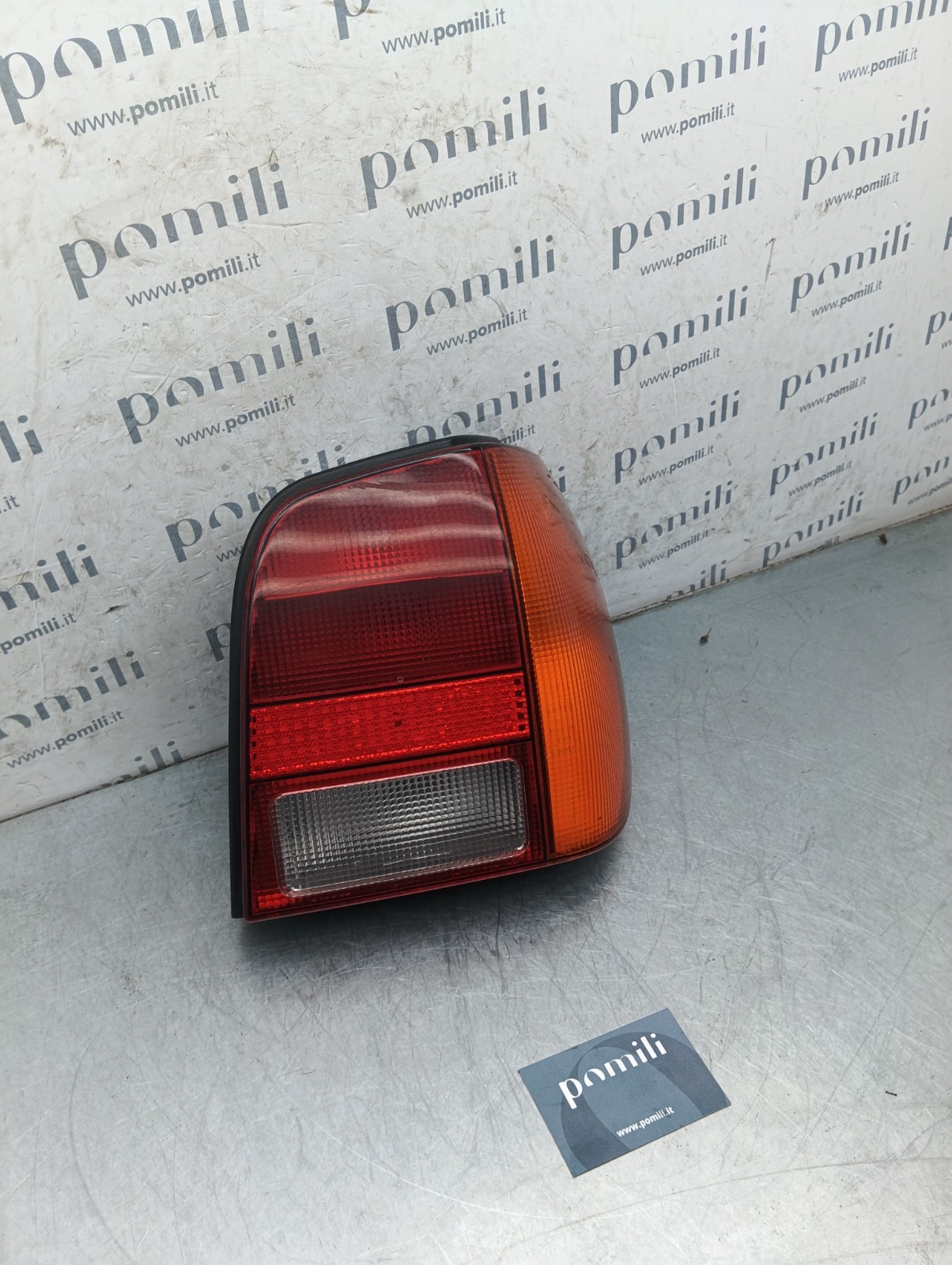 Pomili Fanaleria Volkswagen Polo III fanale posteriore destro usato