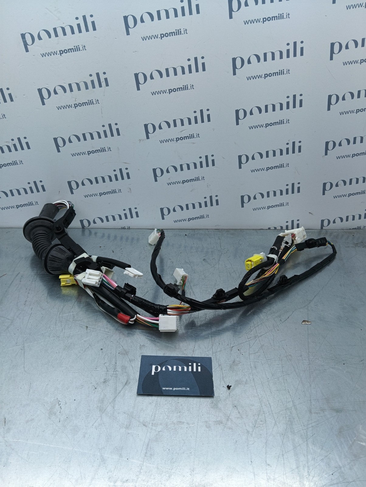 Pomili Motorini avviamento, alternatori, ECU e cavi Toyota Yaris cablaggio porta anteriore sinistra