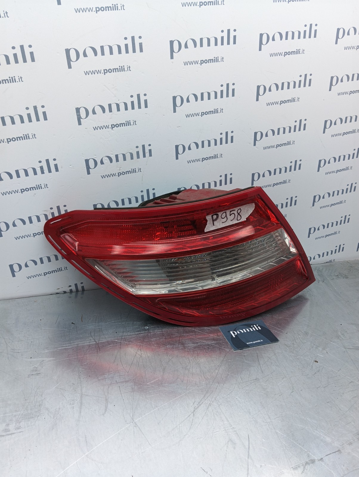 Pomili Fanaleria Mercedes C 300 2048200164 L fanale posteriore sinistro usato