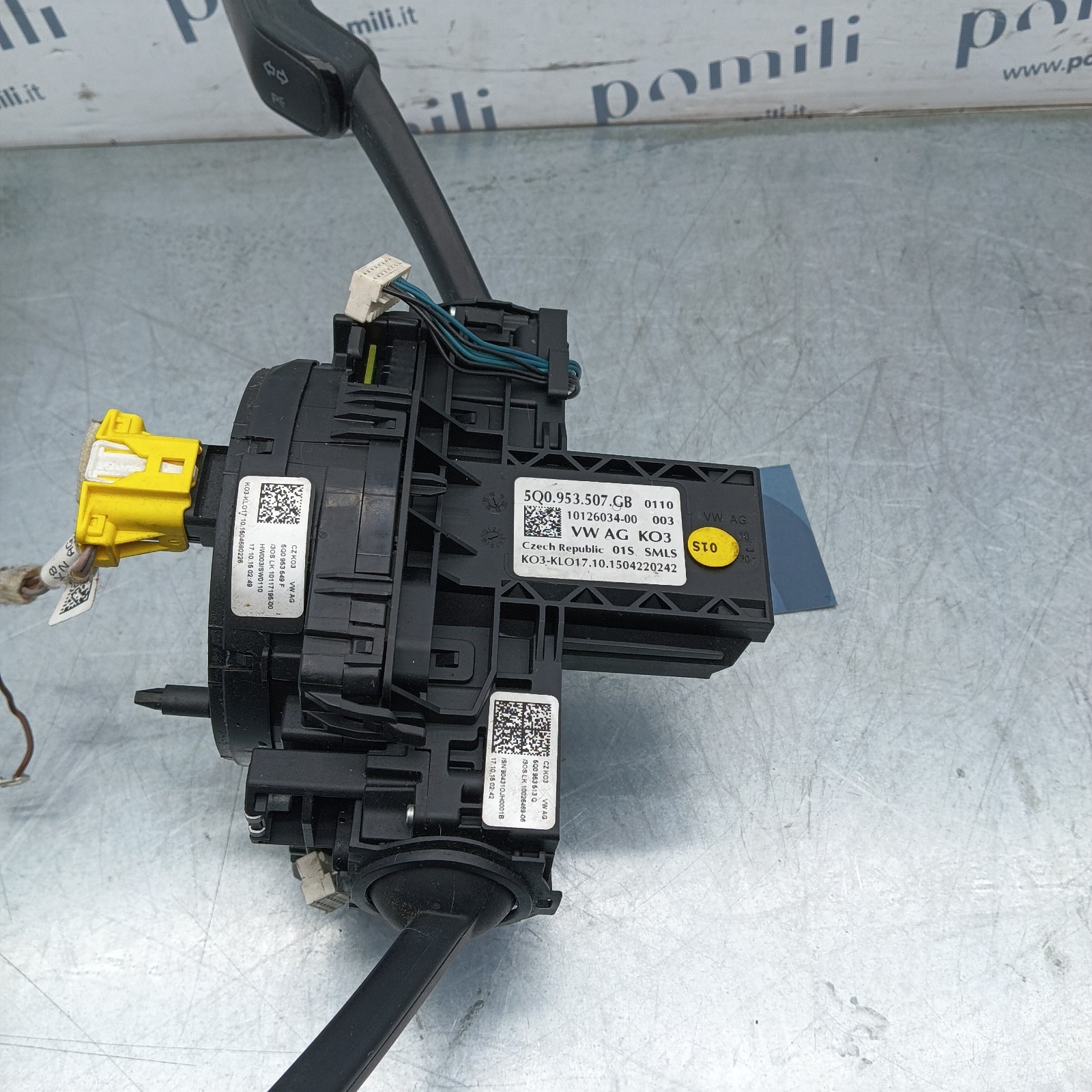 Pomili Rivestimenti interni e parti interne Devioluci Golf VII 5Q0953507GB usato