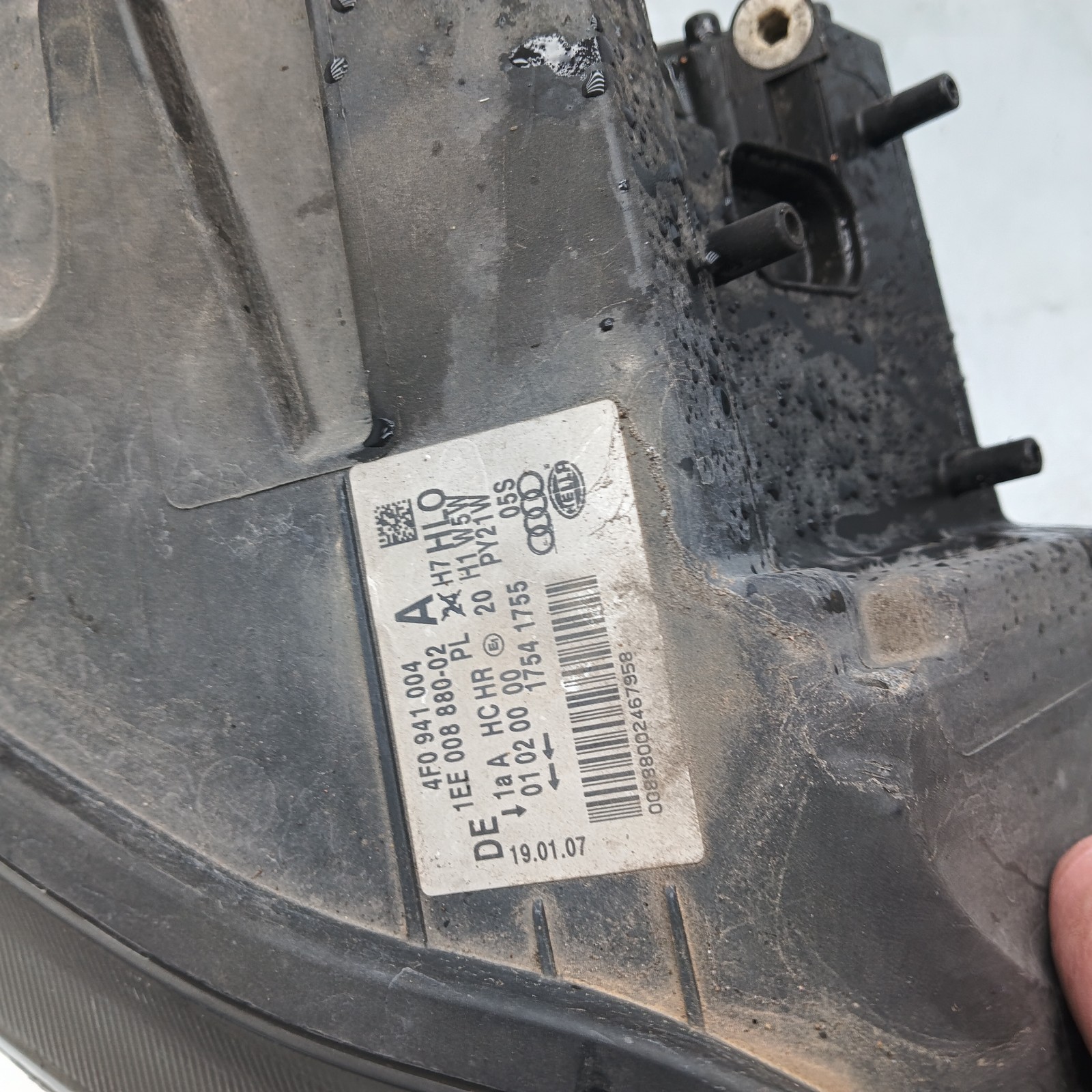 Pomili Fanaleria Fanale anteriore Audi A6 C6 4F0941004 destro usato