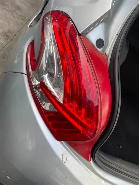 Pomili Fanaleria Peugeot 208 fanale posteriore sinistro 2012–2015
