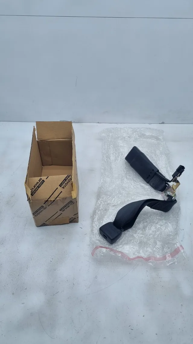 Pomili Dispositivi di sicurezza fibbia cintura Toyota Yaris III 73470-0D150-C0