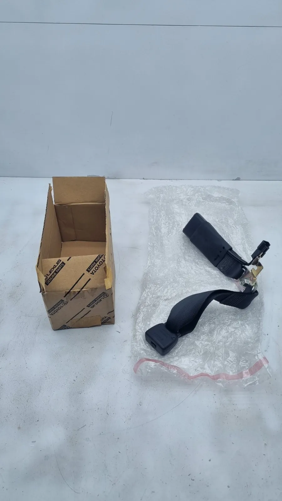 Pomili Dispositivi di sicurezza fibbia cintura Toyota Yaris III 73470-0D150-C0