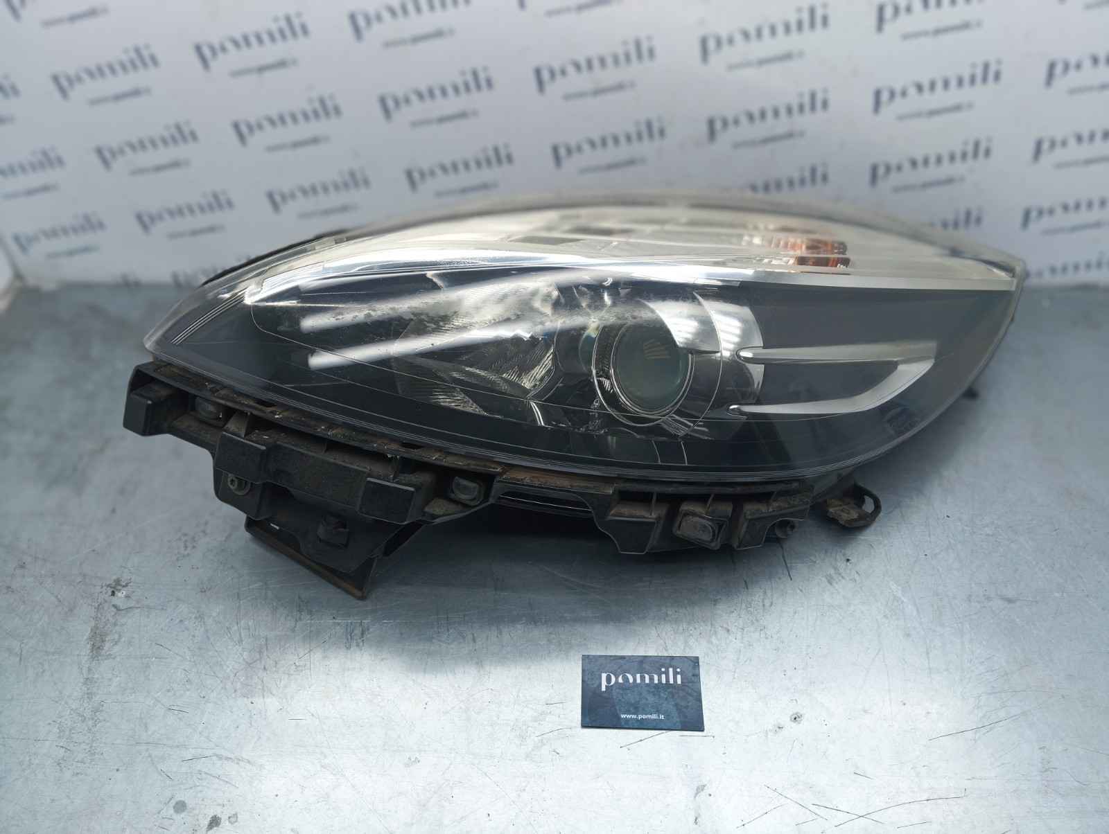 Pomili Fanaleria Renault Scénic III (2009-16) faro anteriore sinistro usato
