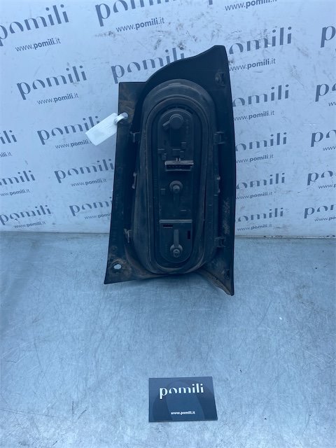 Pomili Fanaleria Fanale posteriore Smart Coupé C450 sinistro