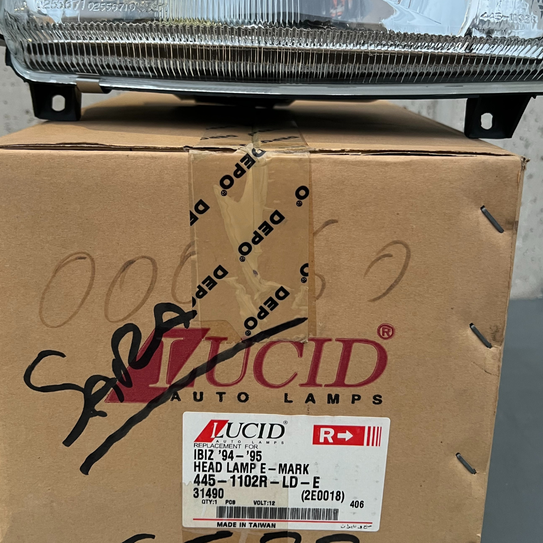 Sara Autoricambi Fanaleria LUCID fanale anteriore destro SEAT Cordoba/Ibiza (94-95)