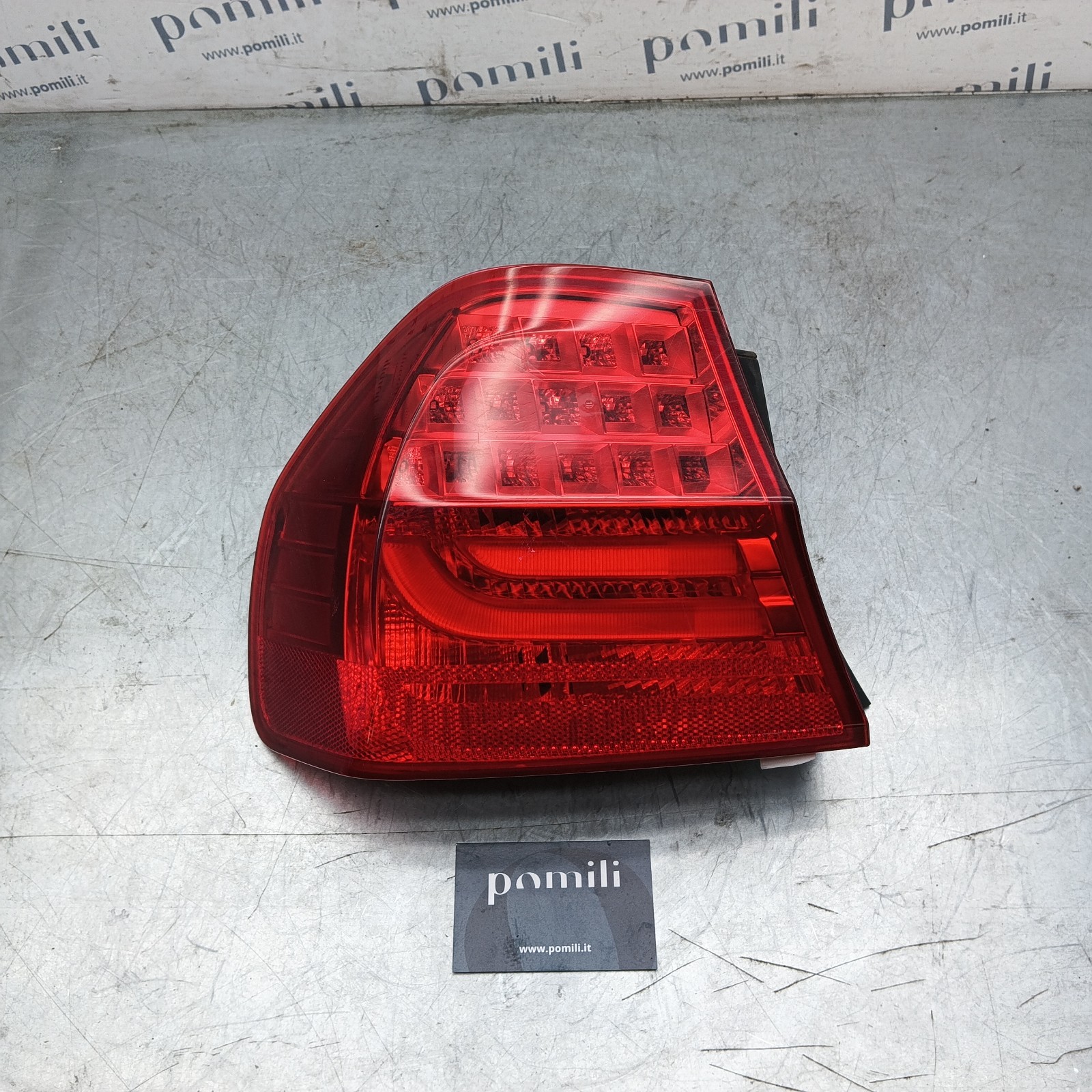 Pomili Fanaleria BMW S3 E90 fanale posteriore sinistro LED 7289425ECE usato