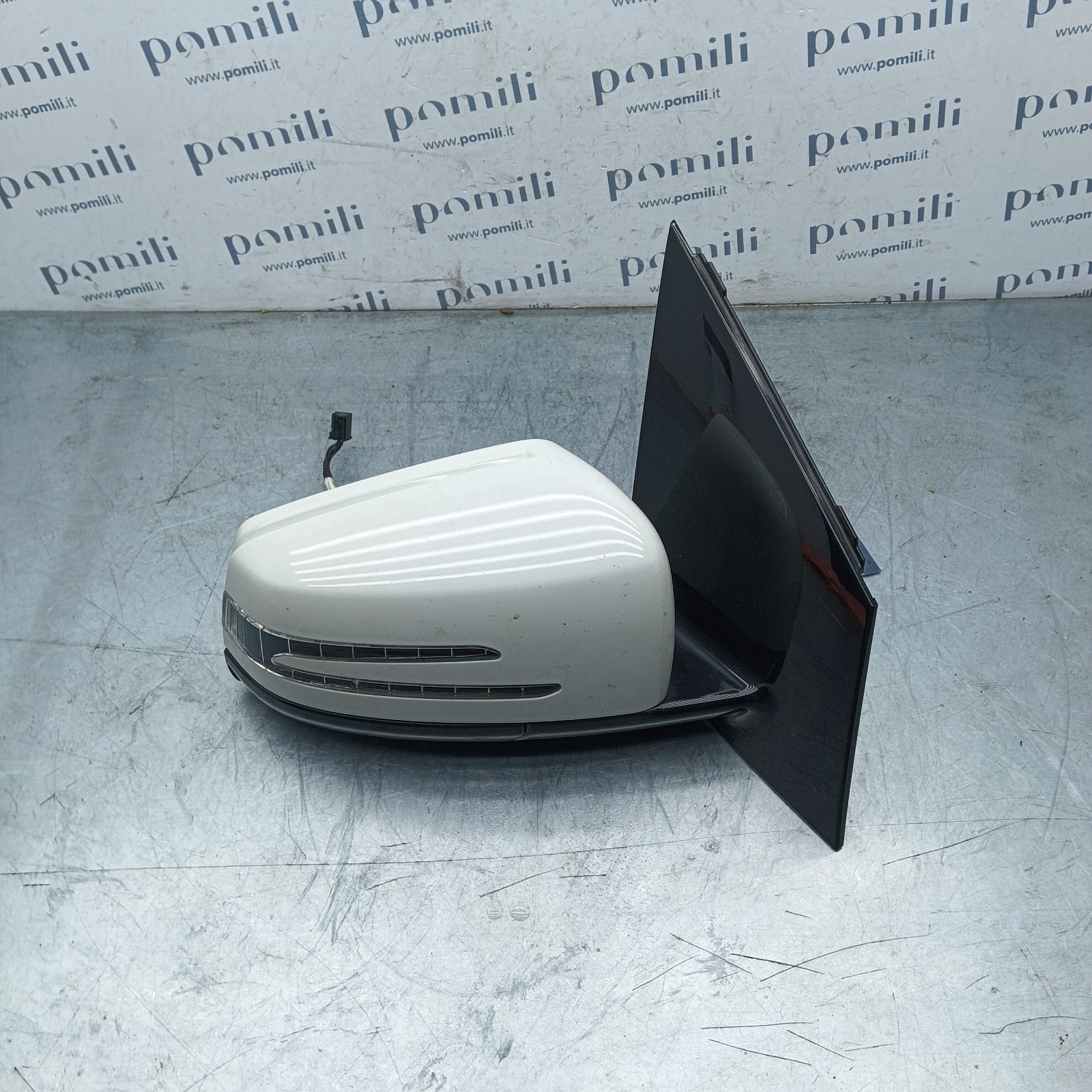 Pomili Cristalli specchietto Mercedes Classe B W246 destro 7 pin usato