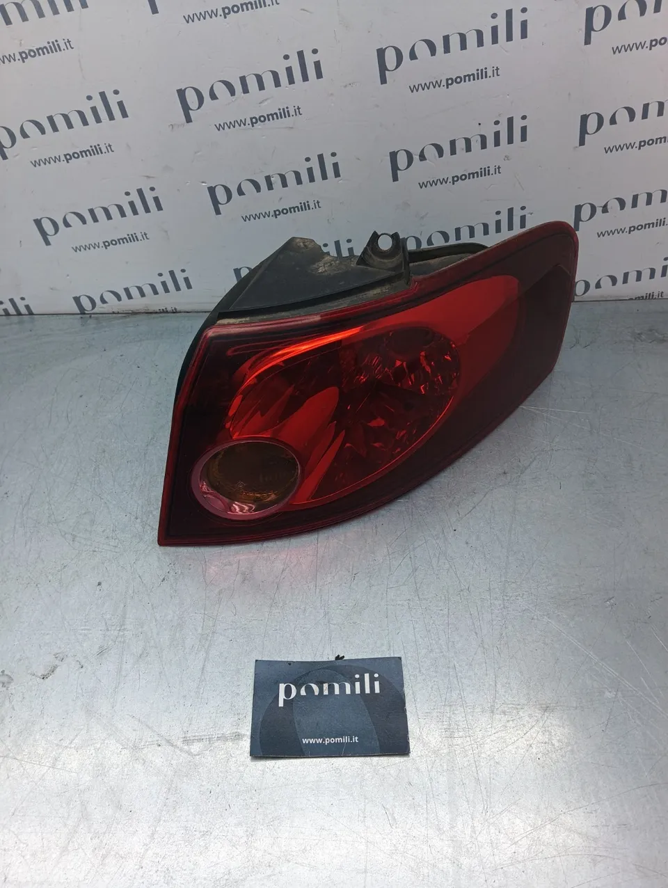 Pomili Fanaleria Fiat Croma 2° serie fanale posteriore sinistro usato