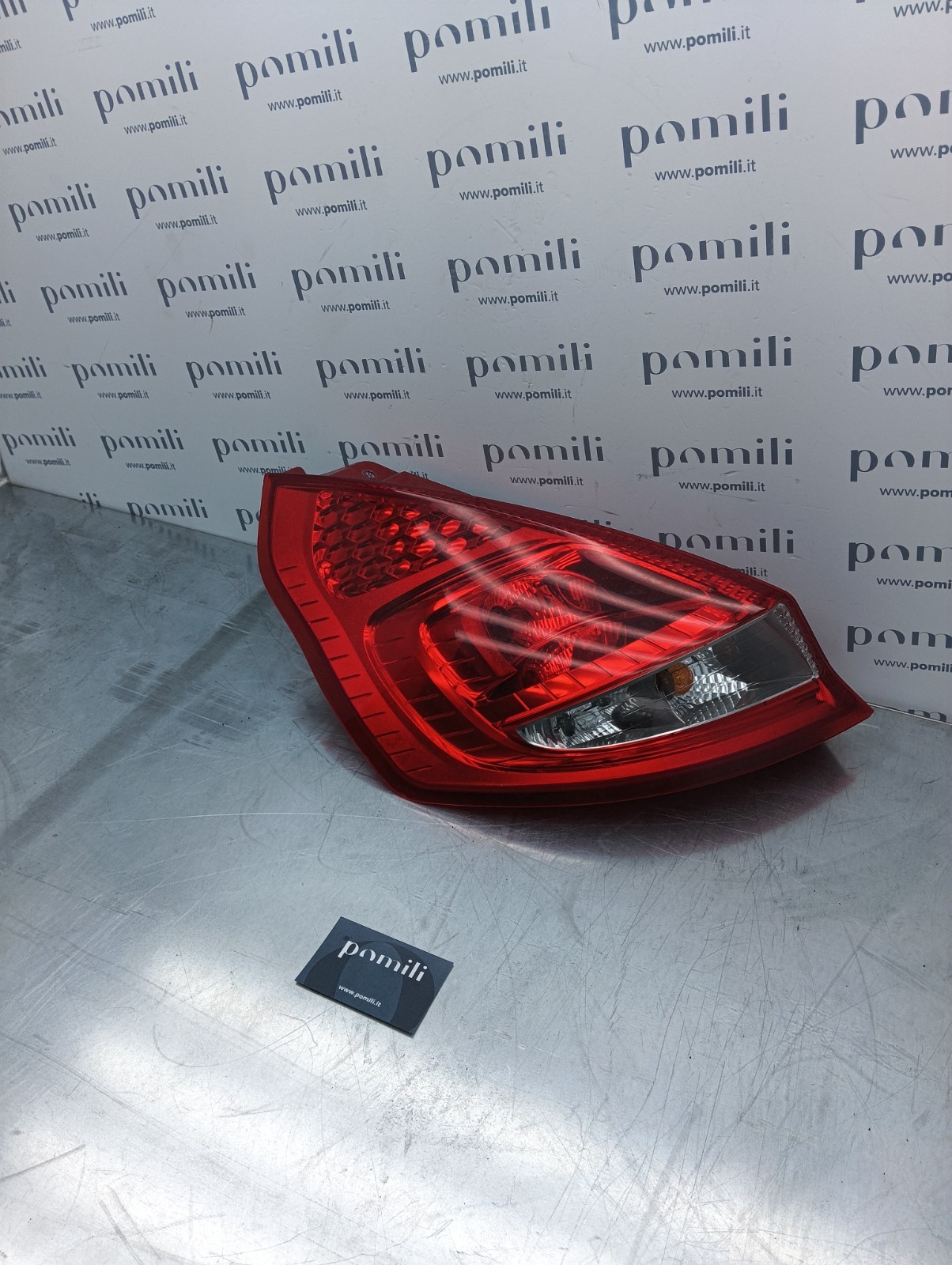 Pomili Fanaleria Ford Fiesta Mk7 (2008-13) 8A61-13405-4 fanale posteriore sinistro usato