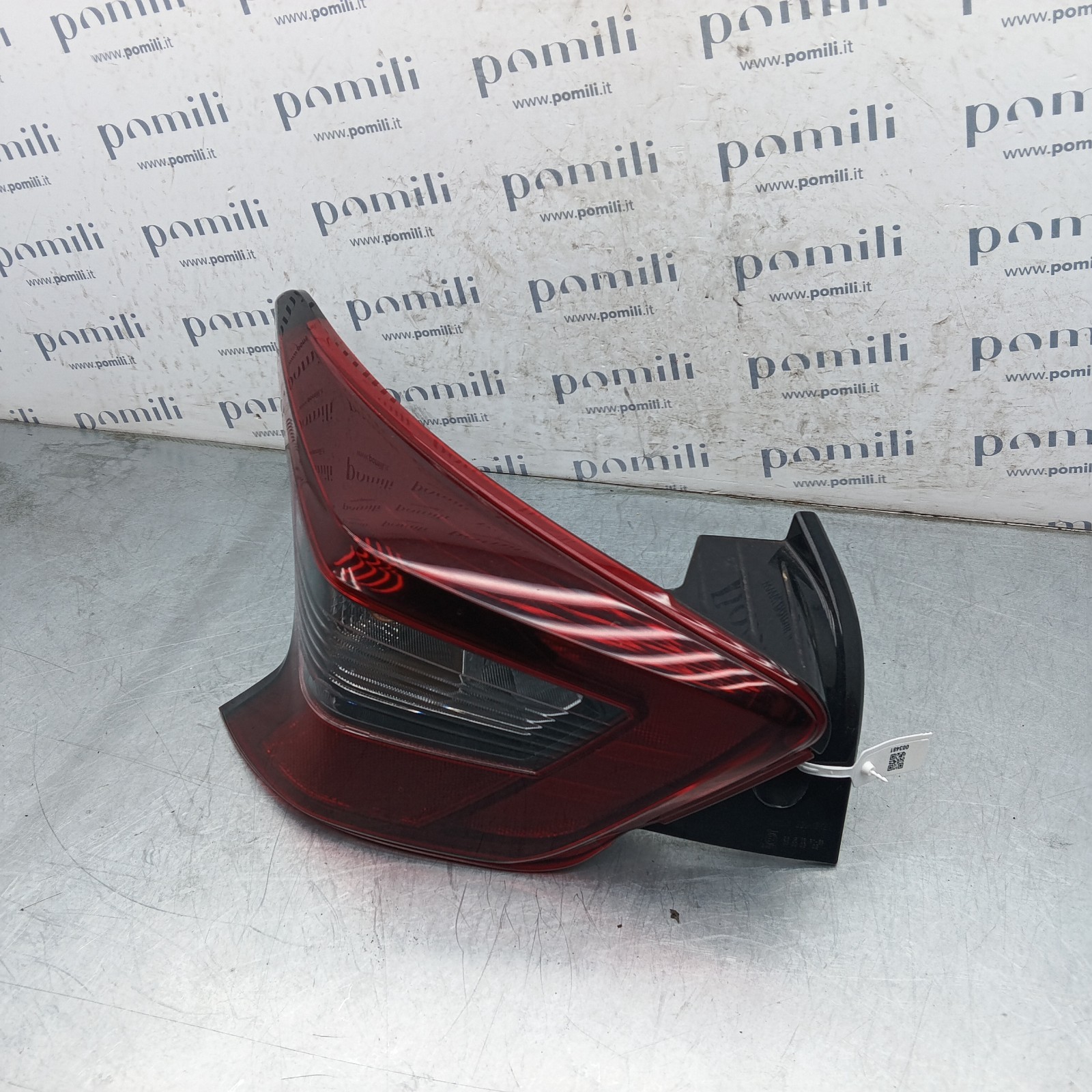 Pomili Fanaleria Nissan Micra K14 fanale posteriore sinistro usato