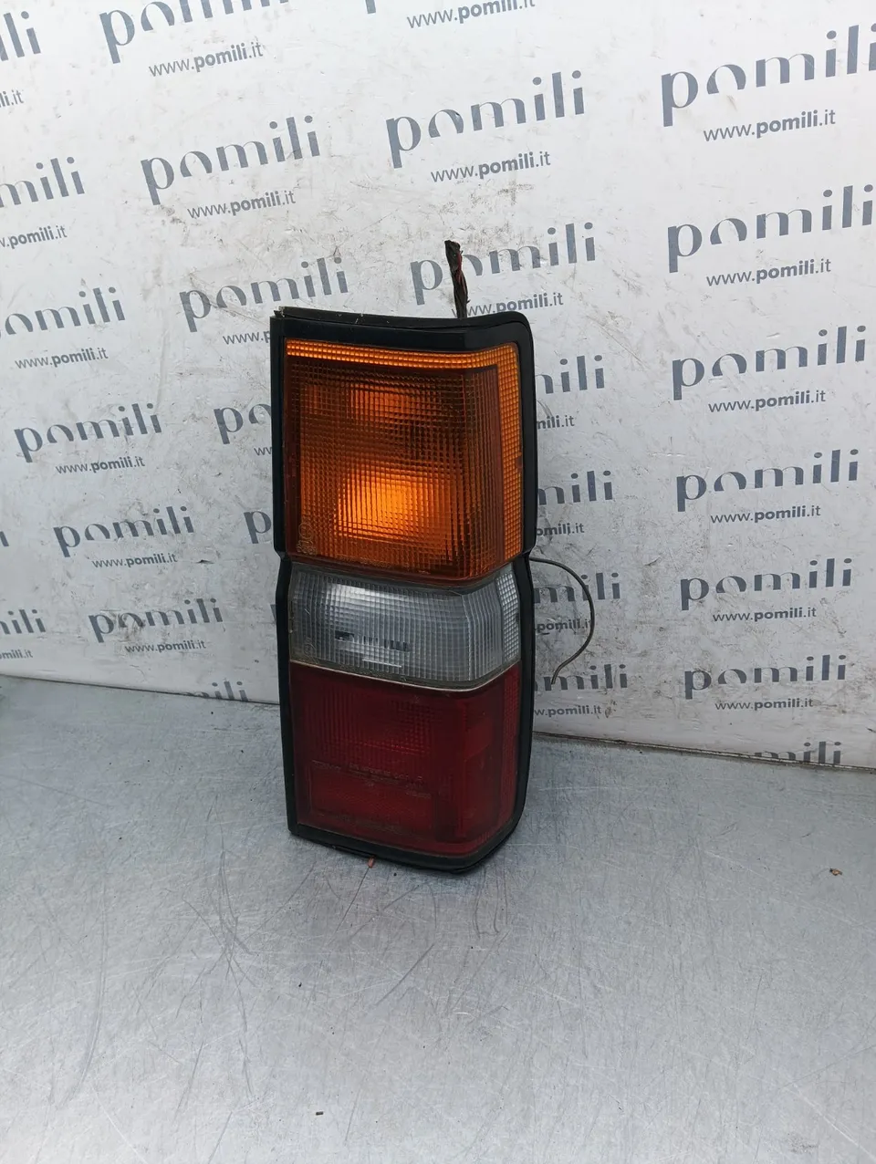Pomili Fanaleria Nissan Pathfinder fanale posteriore destro usato