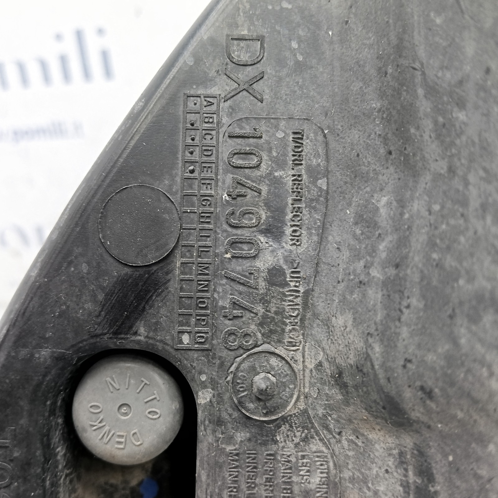 Pomili Fanaleria Fiat Doblò II 10490748 faro anteriore destro usato