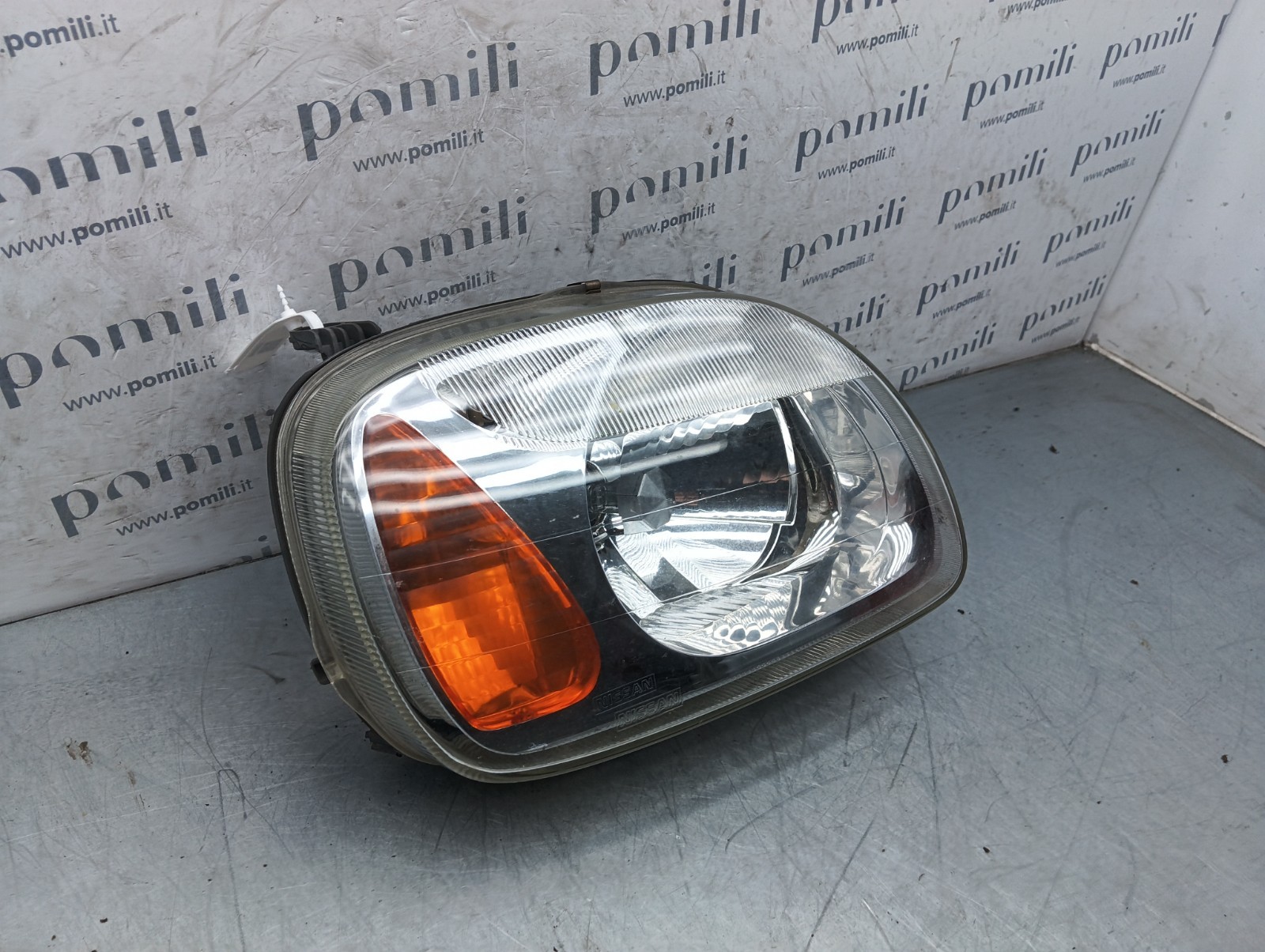 Pomili Fanaleria Faro anteriore destro Nissan Micra K11 89000362 usato
