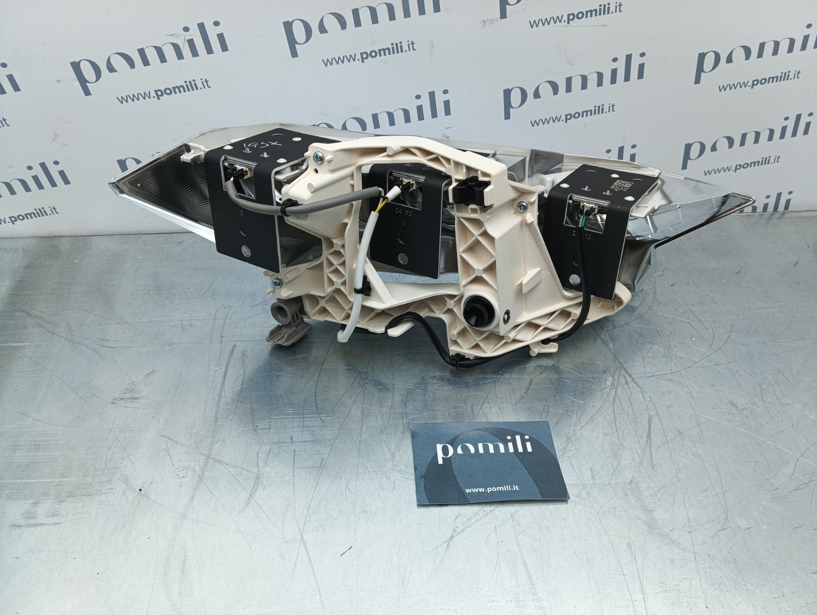 Pomili Fanaleria Toyota Yaris P21 gruppo ottico faro anteriore sinistro 81170-K0080