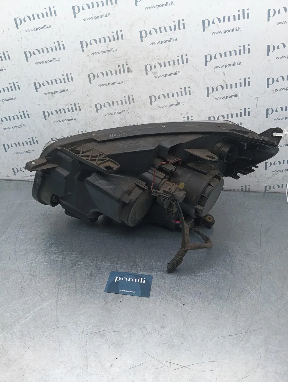 Pomili Fanaleria Nissan Qashqai 2° Serie 005640 faro anteriore destro usato