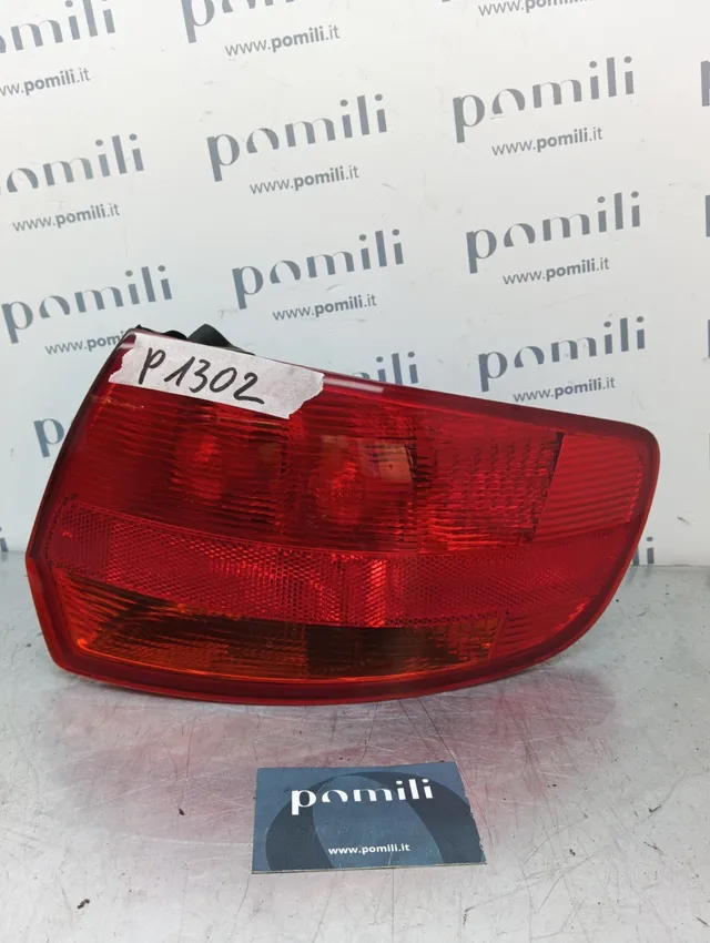 Pomili Fanaleria Audi A3 fanale posteriore destro usato OEM 277702