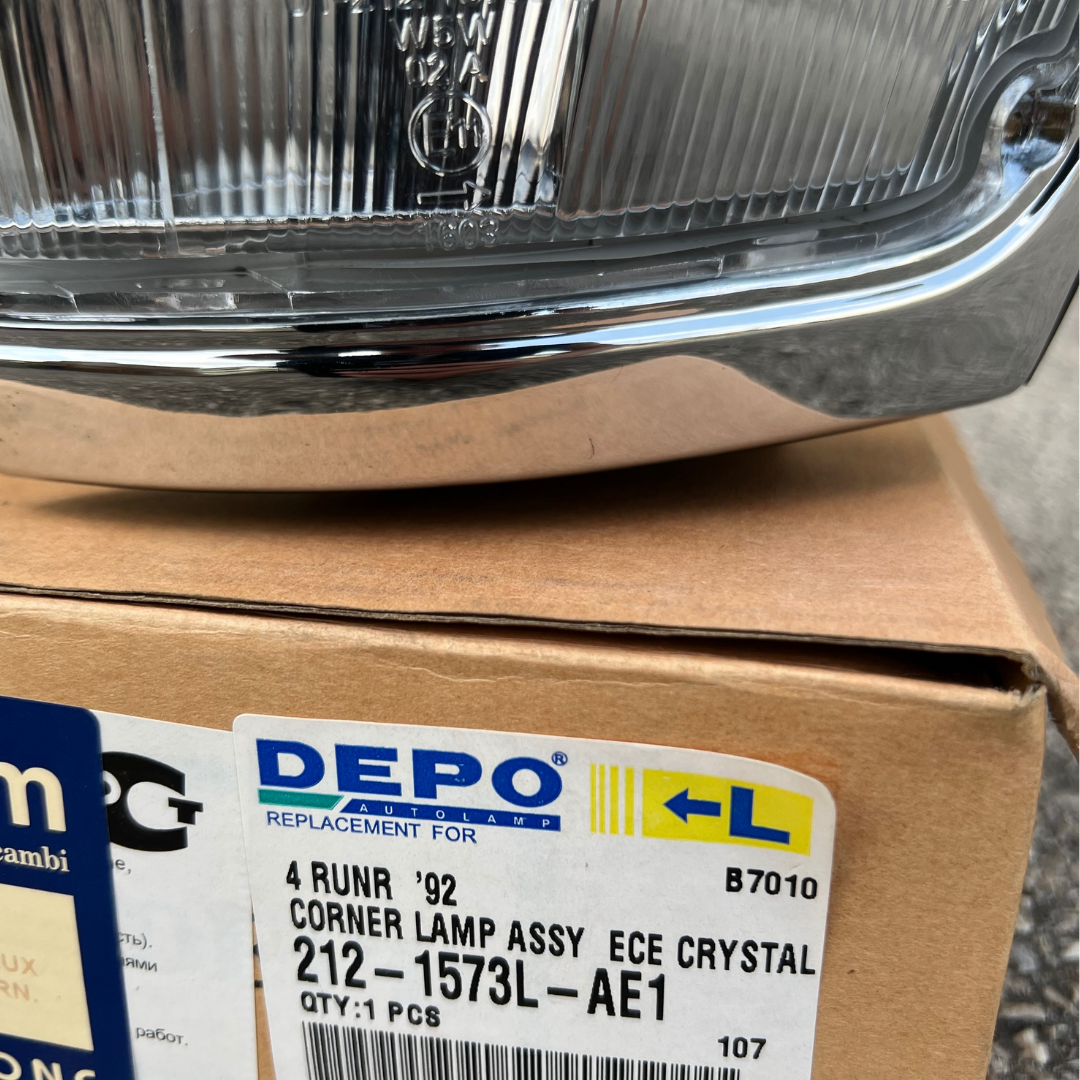 Sara Autoricambi Fanaleria DEPO 212-1573L-AE1 indicatore di direzione sinistro