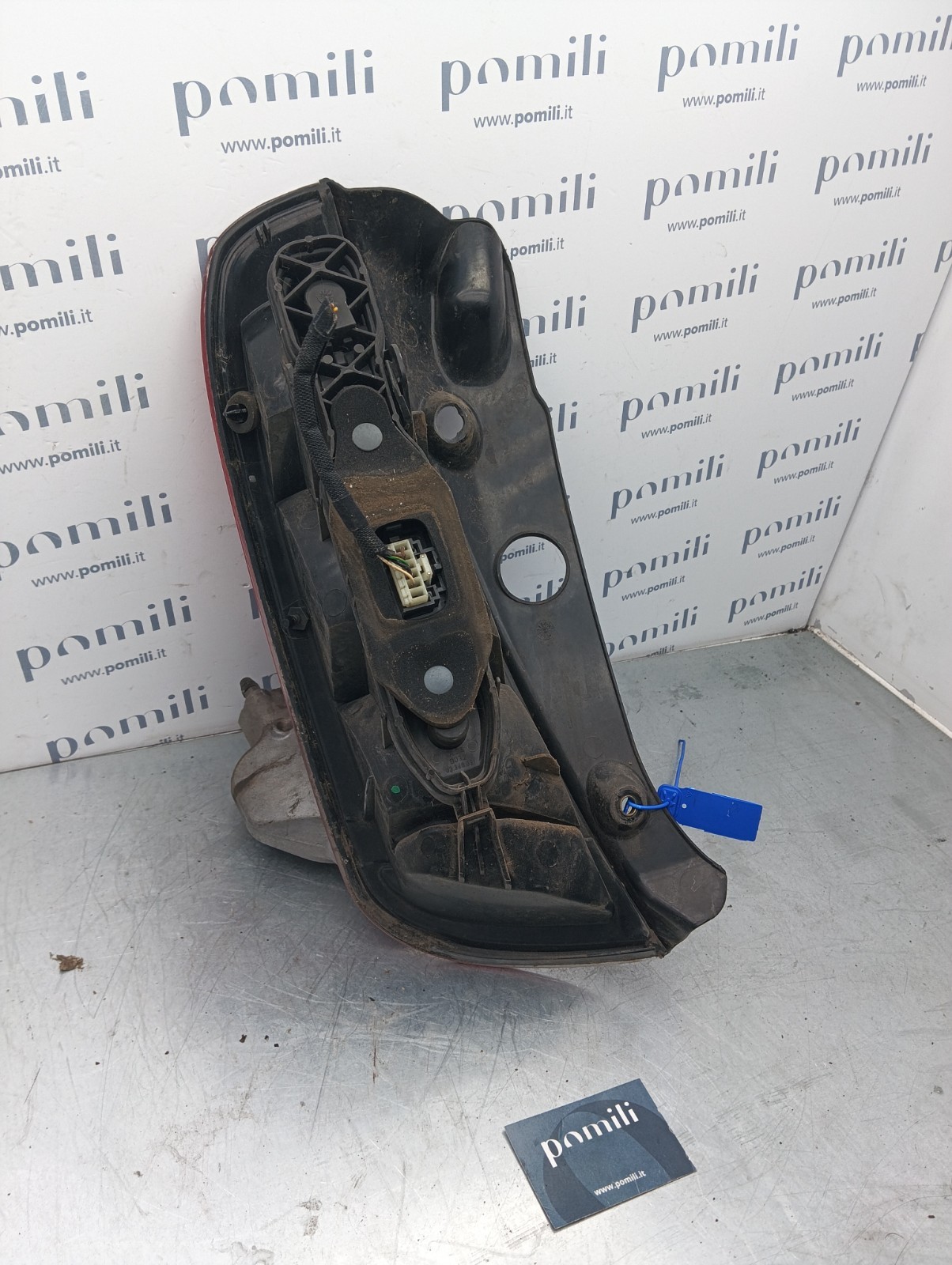 Pomili Fanaleria Lancia Y 1° serie fanale posteriore destro usato