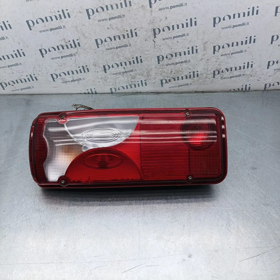 Pomili Fanaleria Volkswagen Crafter fanale posteriore destro usato 2E0945096
