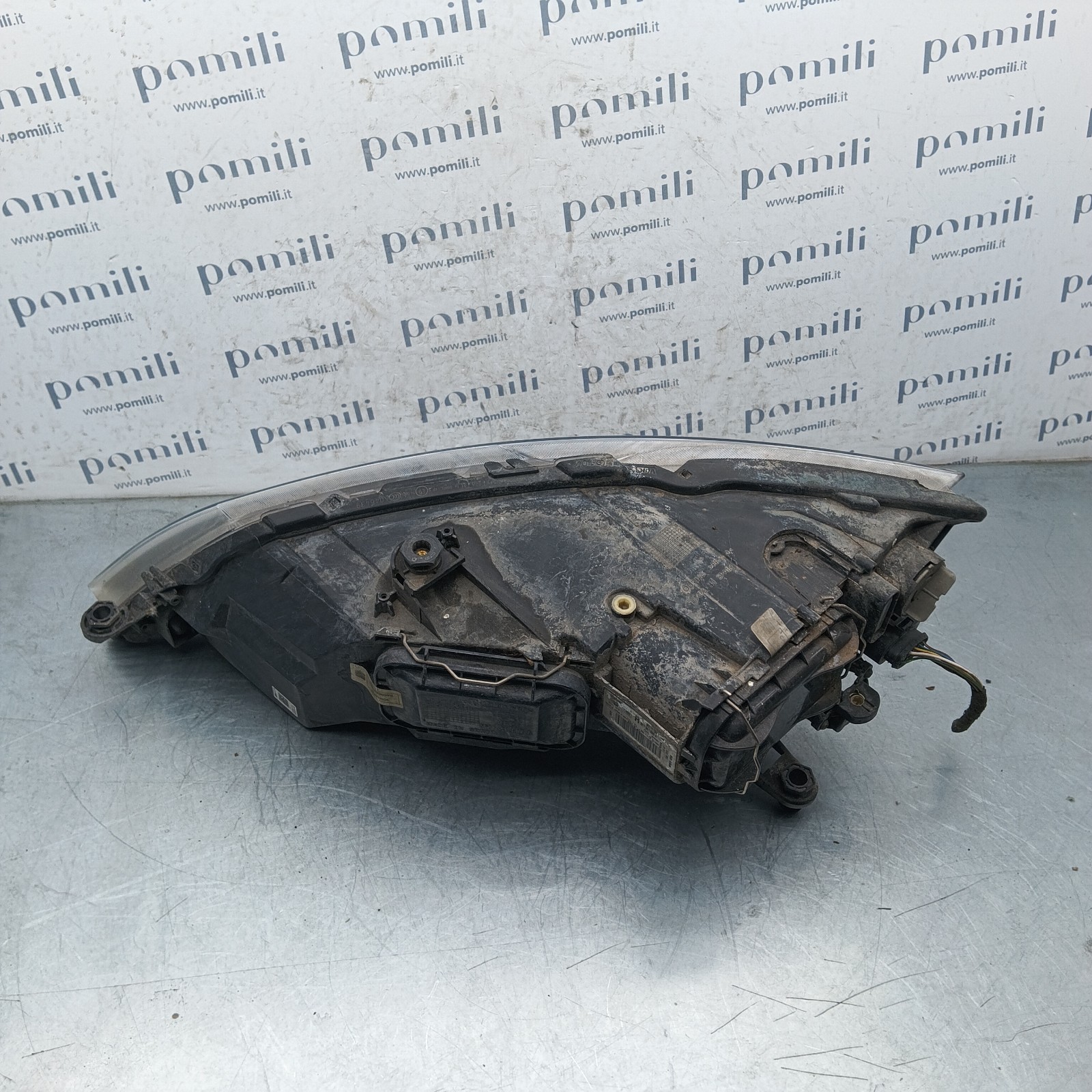 Pomili Fanaleria Seat Leon 5F pre-restyling faro anteriore destro usato