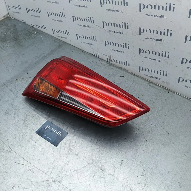 Pomili Fanaleria Fanale posteriore destro Audi A1 8X0945094D usato
