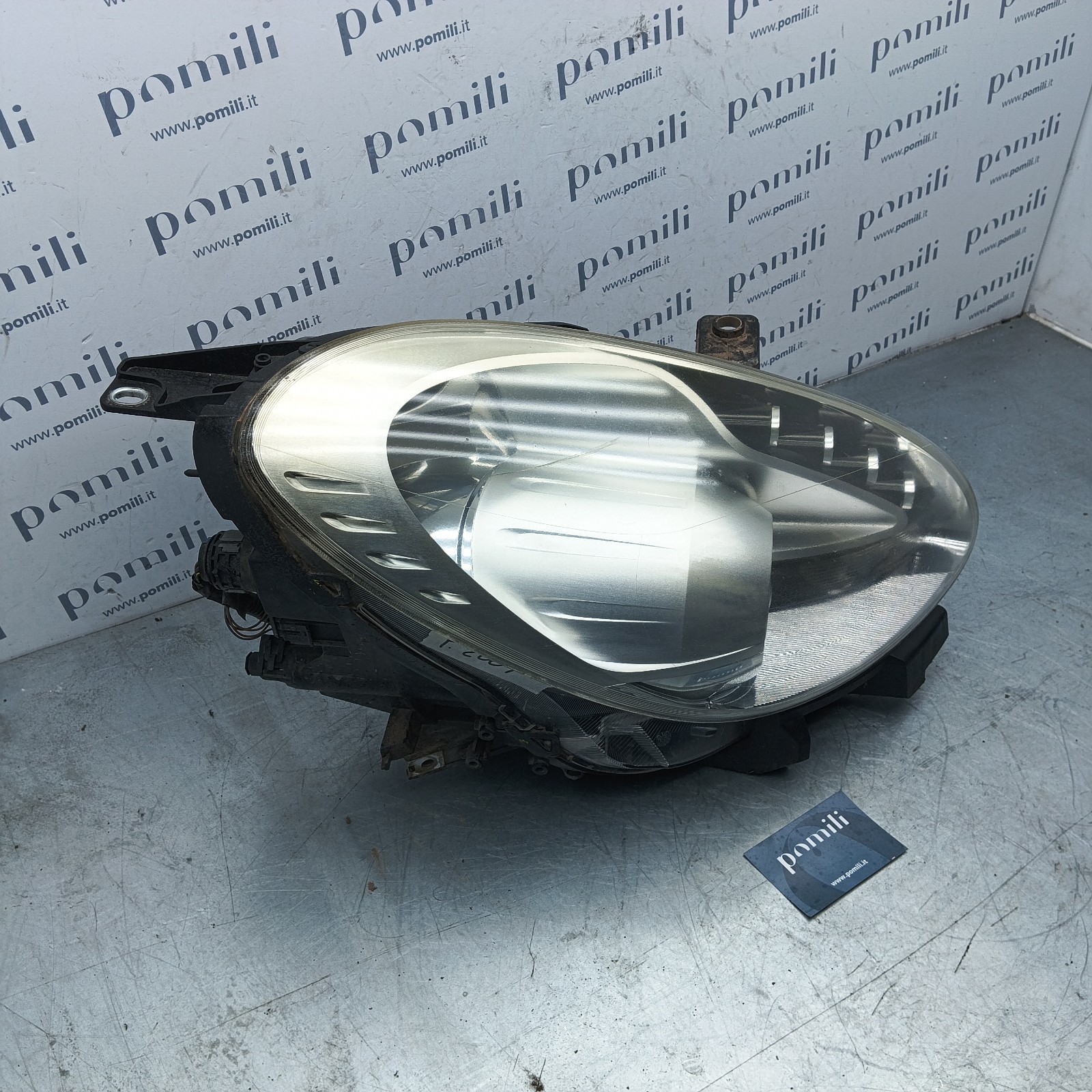 Pomili Fanaleria Faro anteriore destro Alfa Romeo Giulietta 47922748 usato