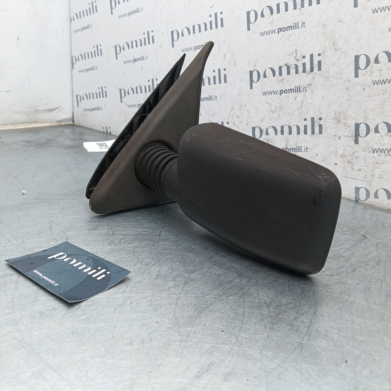 Pomili Cristalli Specchietto retrovisore manuale SX Fiat Panda 141 (1980-2004) 015460 usato