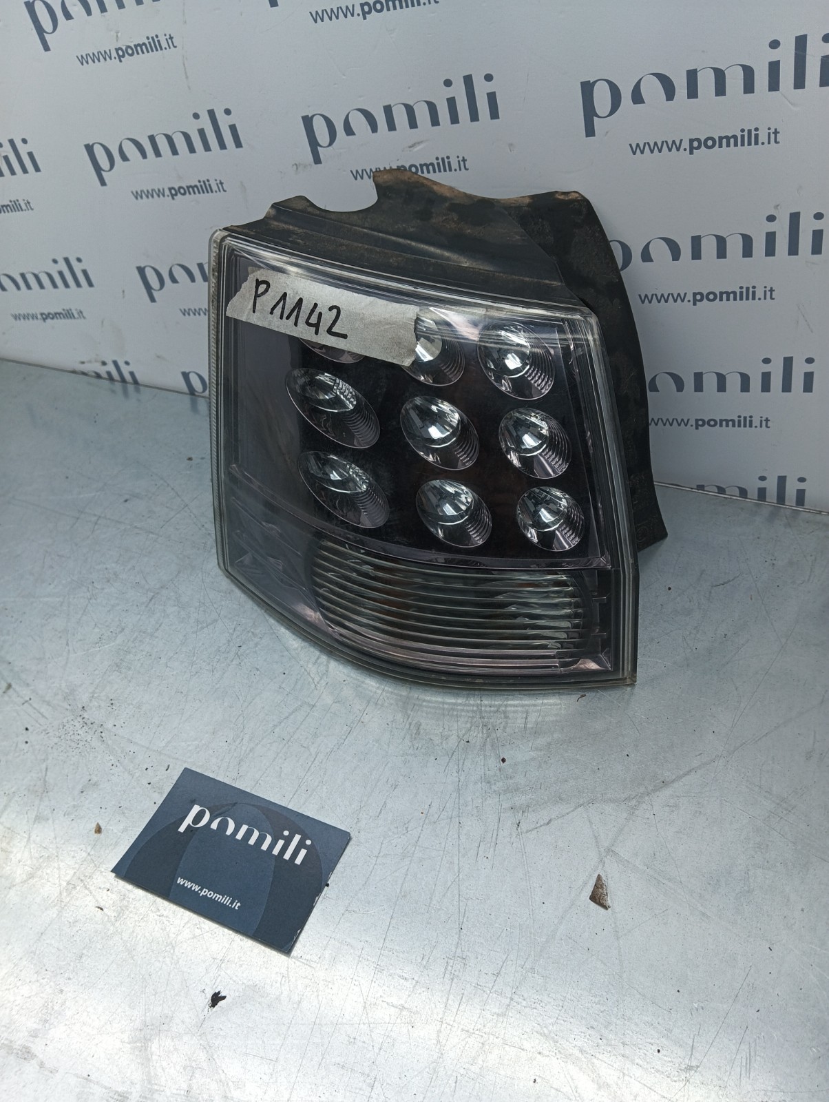 Pomili Fanaleria Faro posteriore sinistro Mitsubishi Outlander II 220-87920 usato