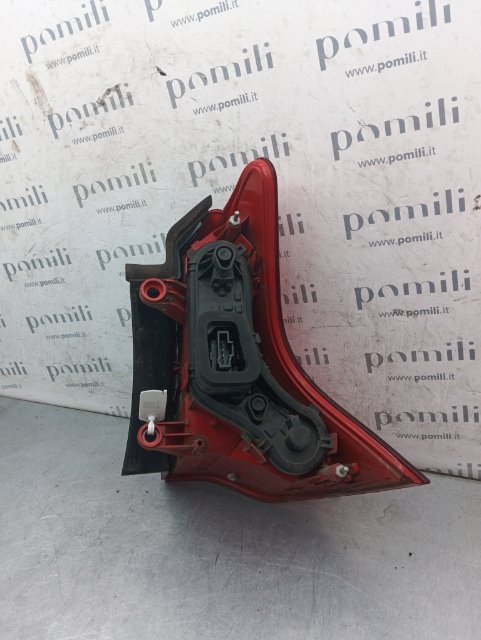 Pomili Fanaleria Peugeot 3008 fanale posteriore esterno sinistro