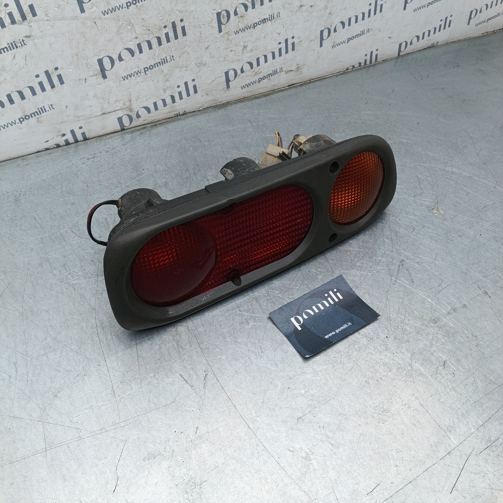 Pomili Fanaleria Fanalino posteriore basso sinistro Nissan Terrano II 265550X001 usato