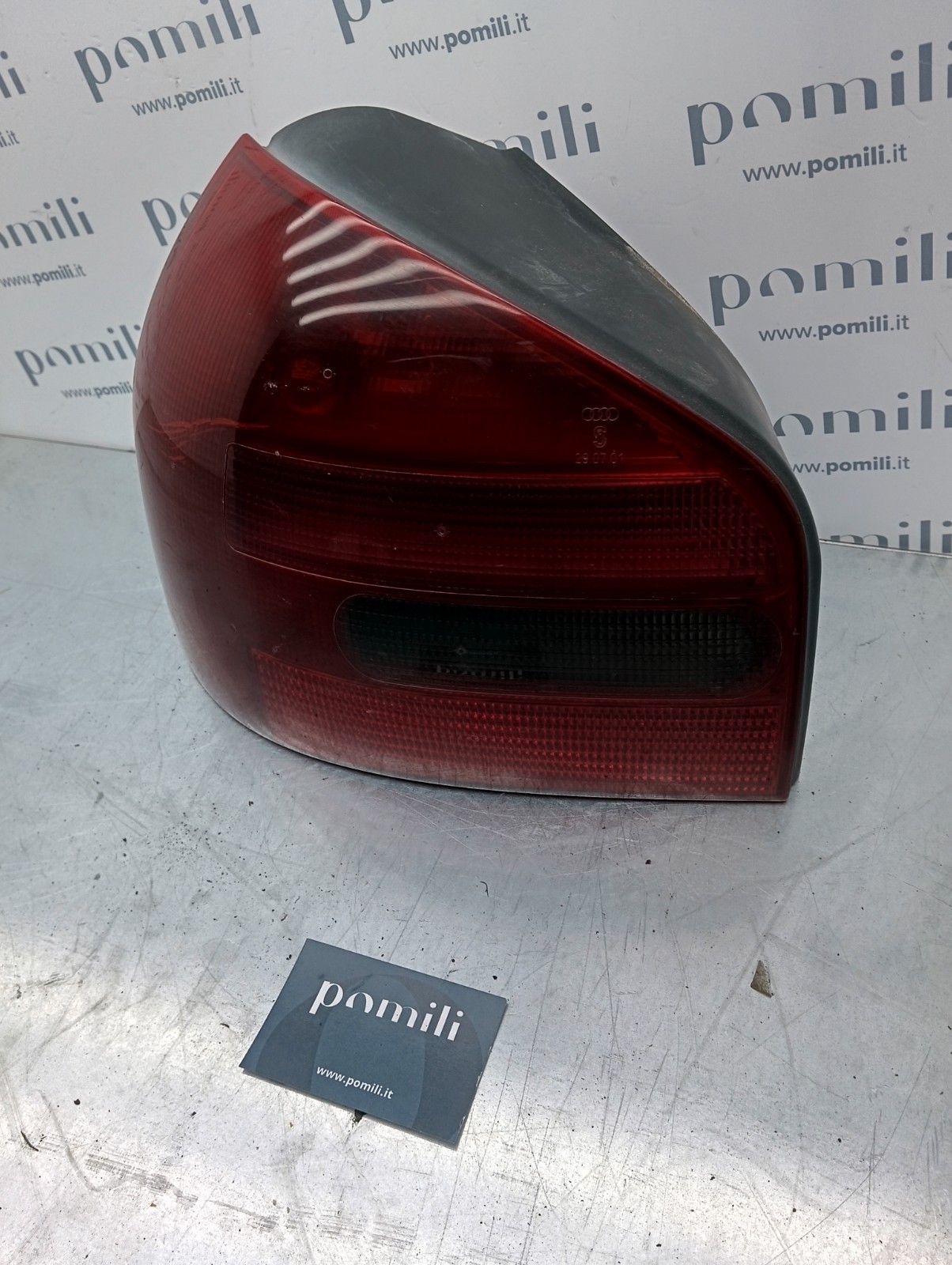 Pomili Fanaleria Fanale posteriore sinistro Audi A3 8L0945095A usato