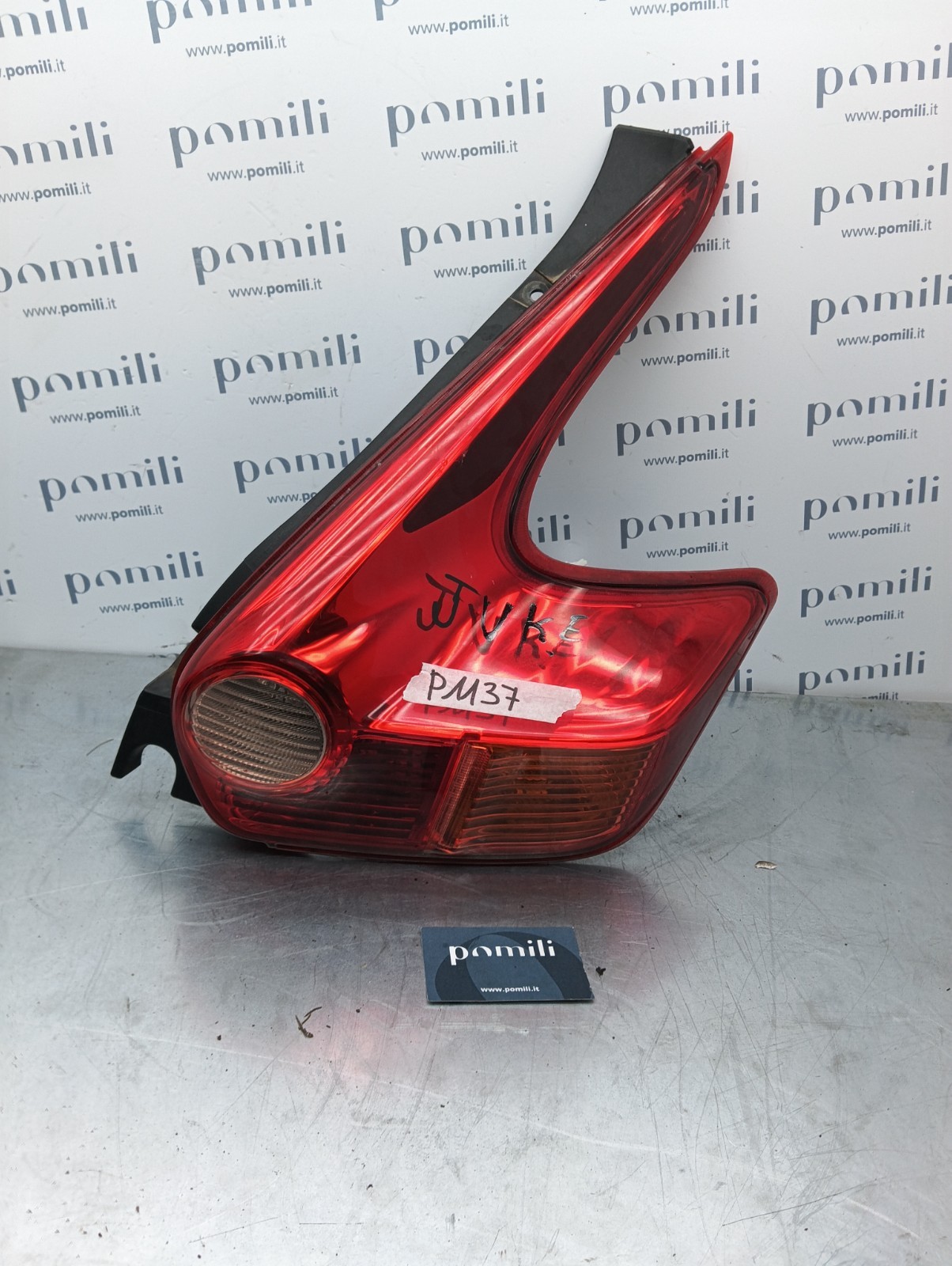 Pomili Fanaleria Nissan Juke F15 fanale posteriore destro 26550-1KM0A usato