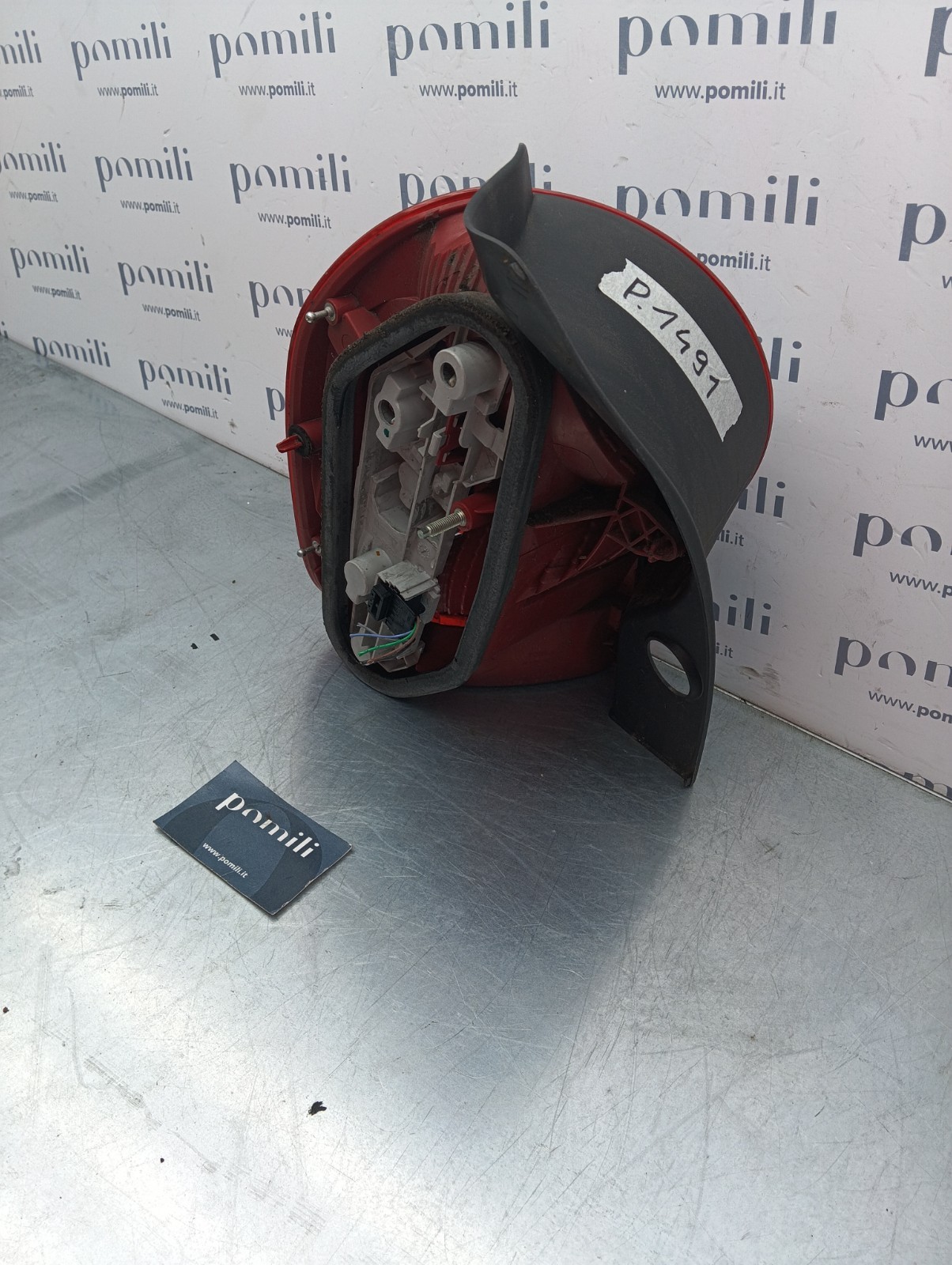 Pomili Fanaleria Fanale posteriore destro Renault Modus 8200655990 usato