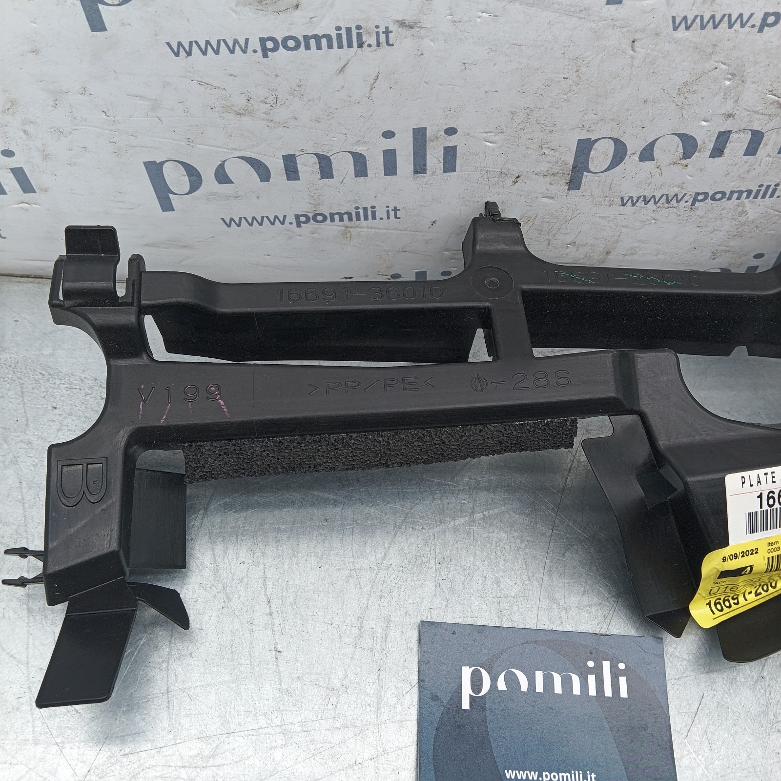 Pomili Motore e cambio con supporti Convogliatore Aria Radiatore DX Toyota RAV4 16691-26010 convogliatore nuovo