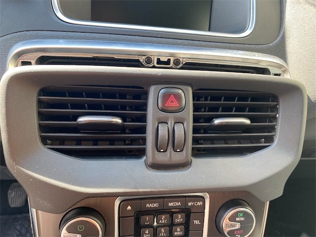 Pomili Climatizzazione Volvo V40 bocchetta aria centrale sinistra