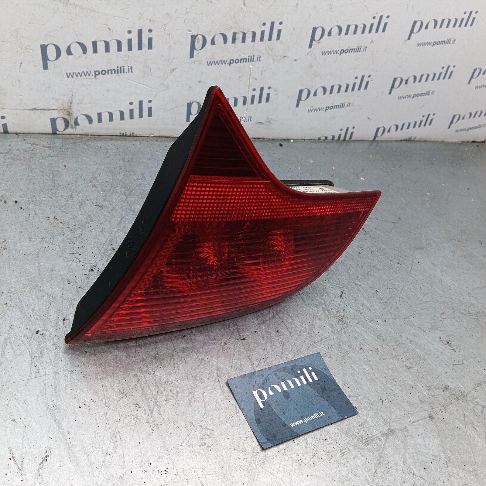 Pomili Fanaleria Audi A4 Avant B7/8ED fanale posteriore destro usato