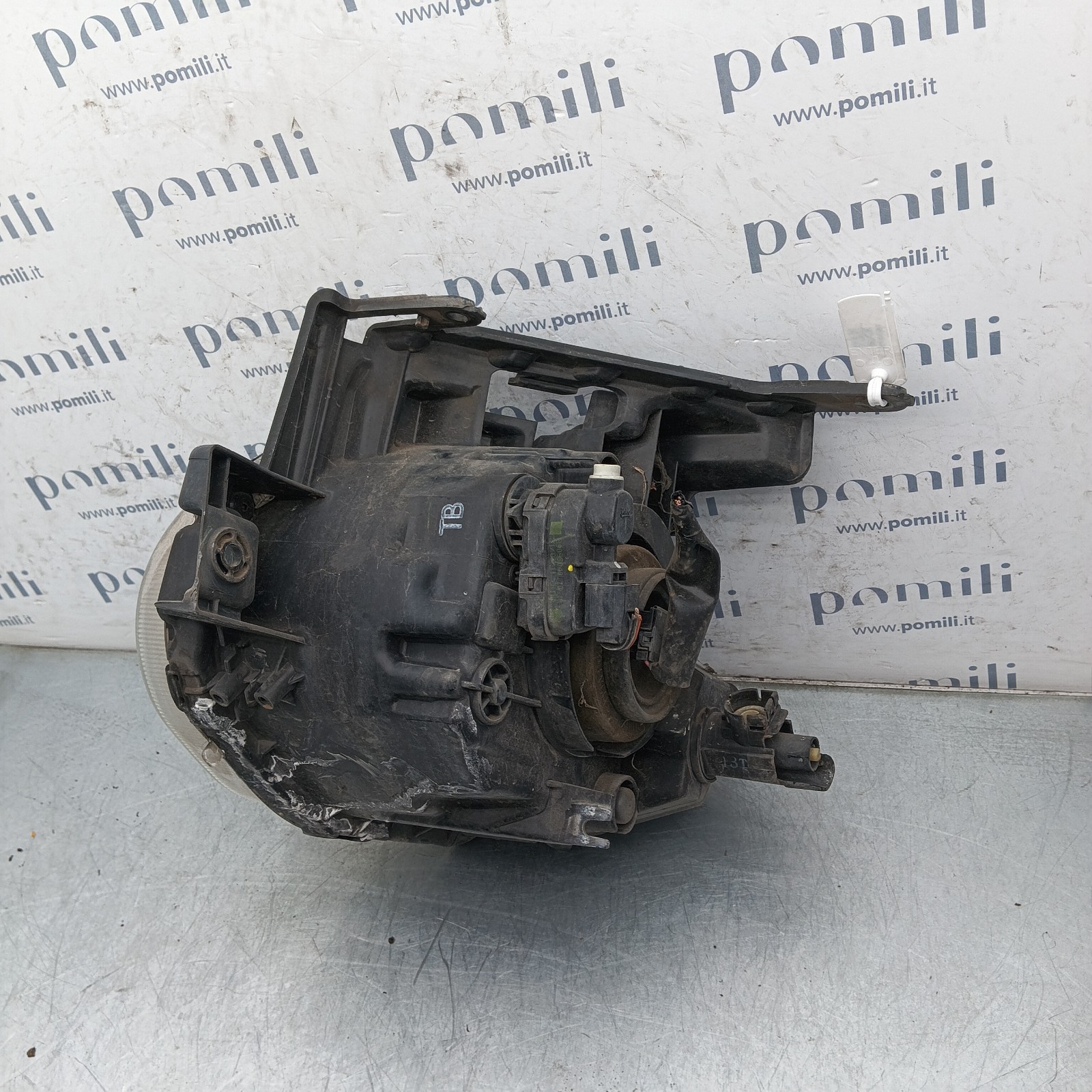 Pomili Fanaleria Nissan Juke F15 luce di posizione anteriore destra 55410000 usata opacizzata