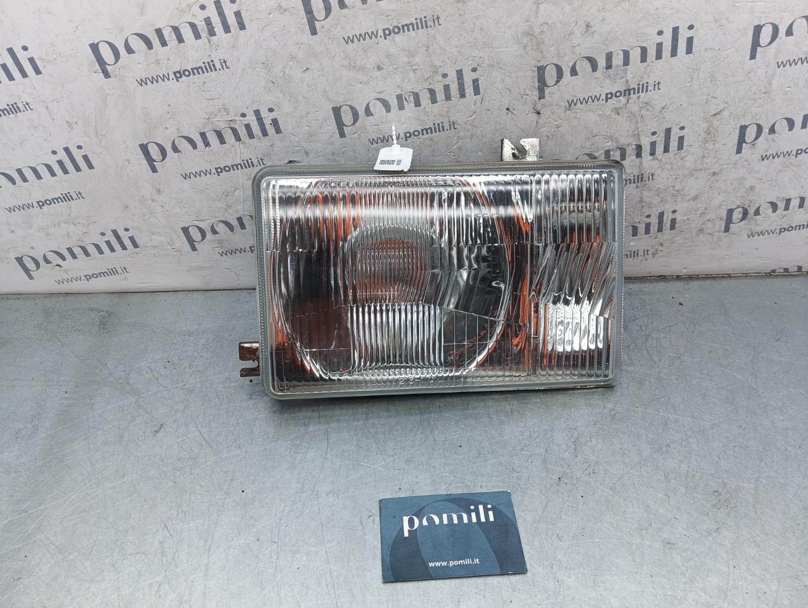 Pomili Fanaleria Isuzu Trooper (1984-1991) faro anteriore sinistro usato