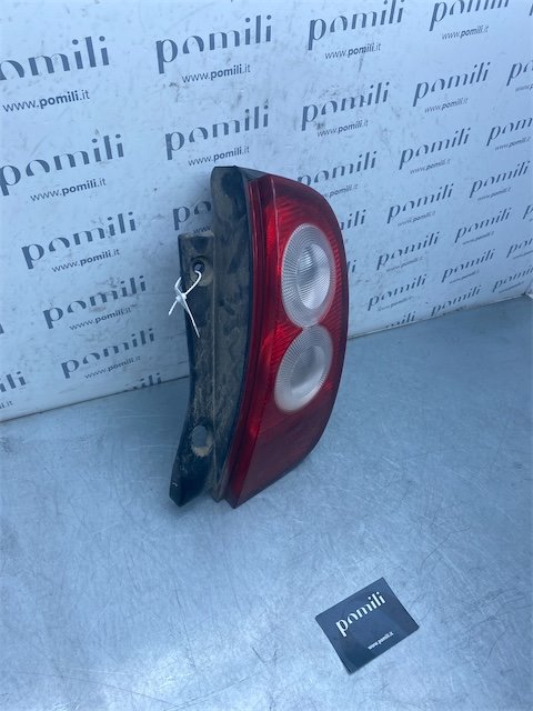 Pomili Fanaleria Nissan Micra CK12E fanale posteriore destro