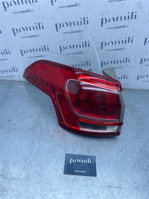 Pomili Fanaleria Ford B-Max (CB2) fanale posteriore esterno sinistro